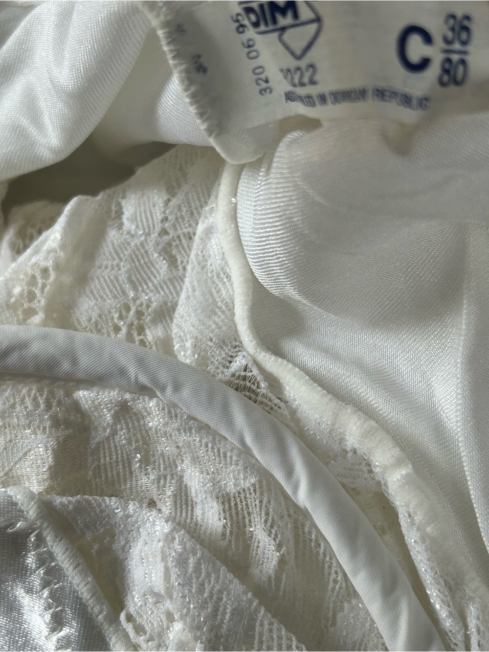 White Satin and Lace Vintage DIM teddy Lingerie - Picture 3 of 7